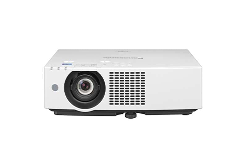 High-brightness laser projector for lit halls