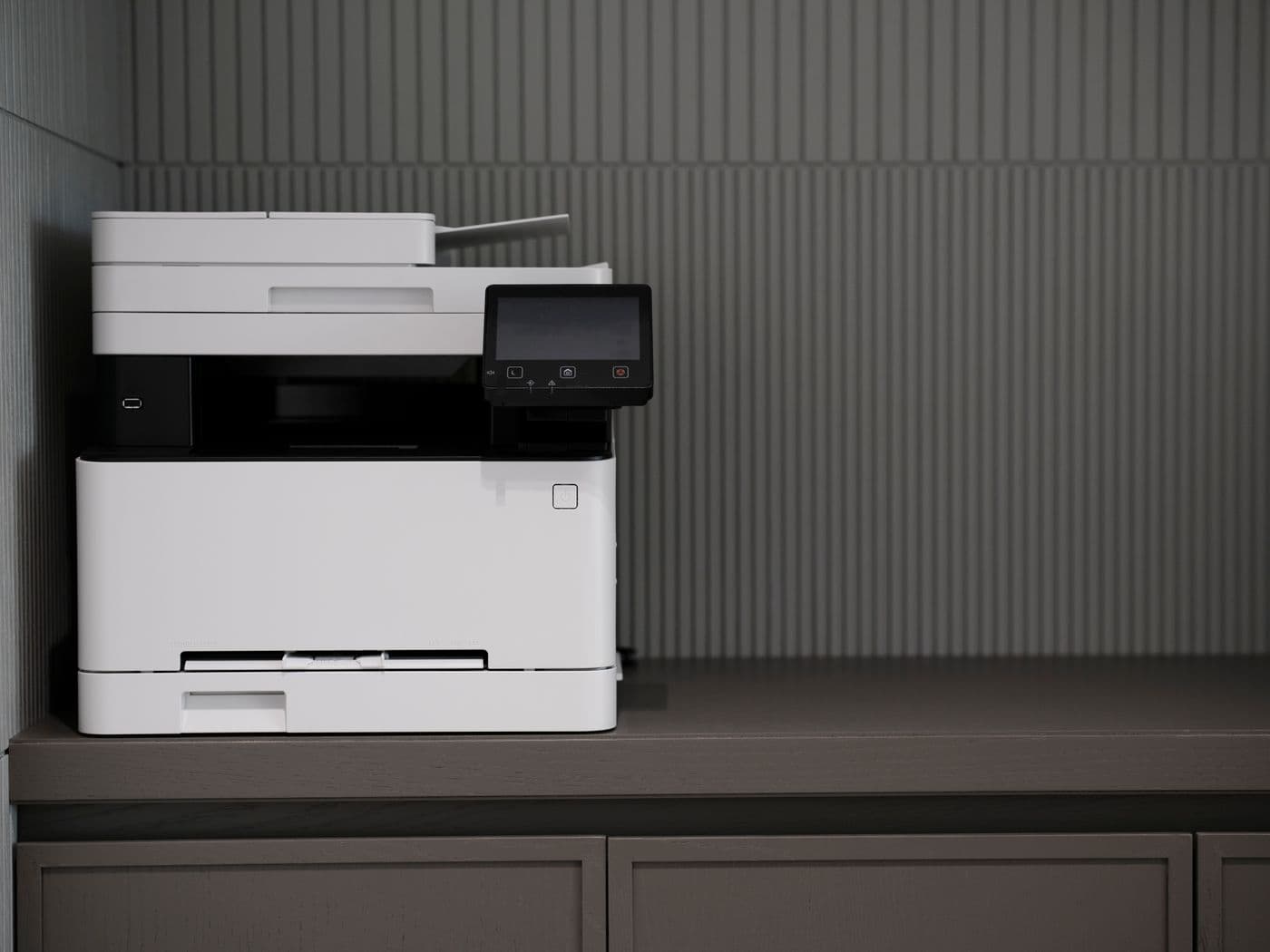 Colour laser multifunction printer for the office